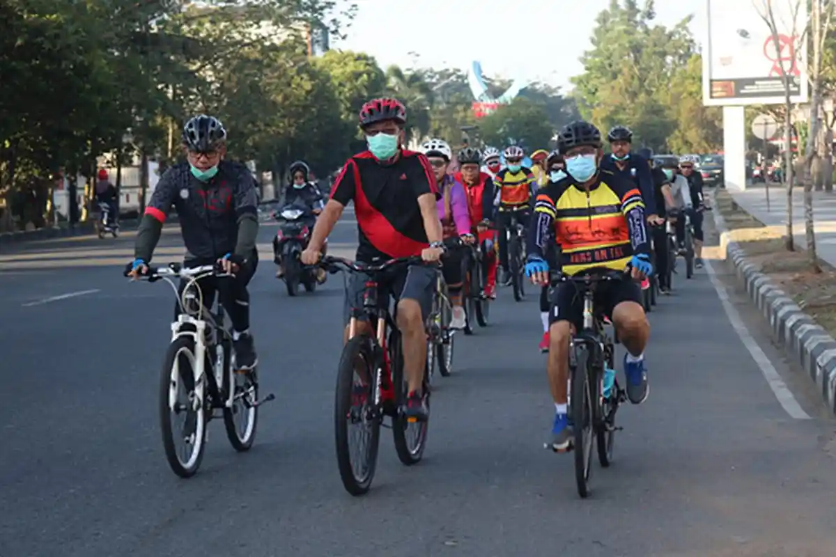 Sekda Kalbar Sambangi Dinas PPPA Saat Jumat Bersepeda, Leysandri Nilai Baik untuk Penyegaran Tubuh