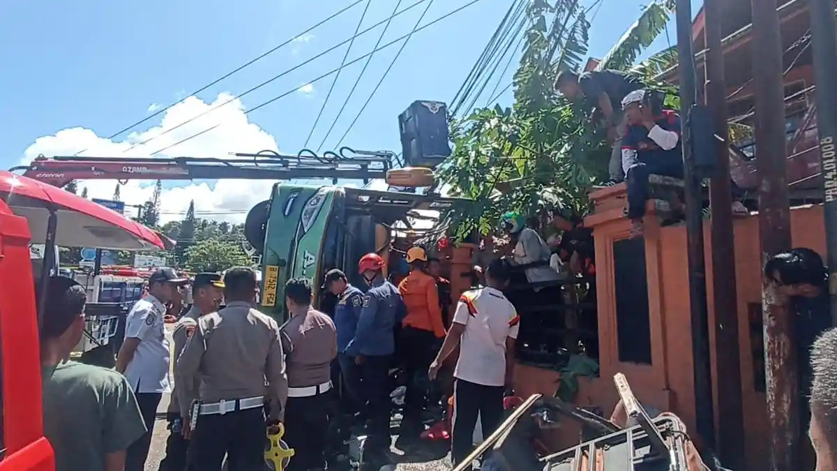 Kecelakaan Bus ALS di Padang Panjang, 12 Penumpang Tewas, Sopir Langsung Tes Urine