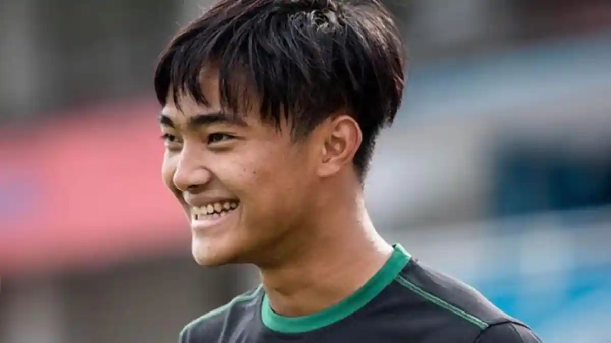 Ernando Ari Masih Malu-malu Ikut Latihan Perdana Bersama Tim Senior Persebaya Surabaya