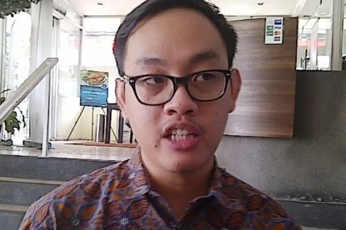 Minta Hanya BI yang Bicara Soal Pelemahan Rupiah, Ekonom: Oposisi Menari-nari di Atas Badai Rupiah