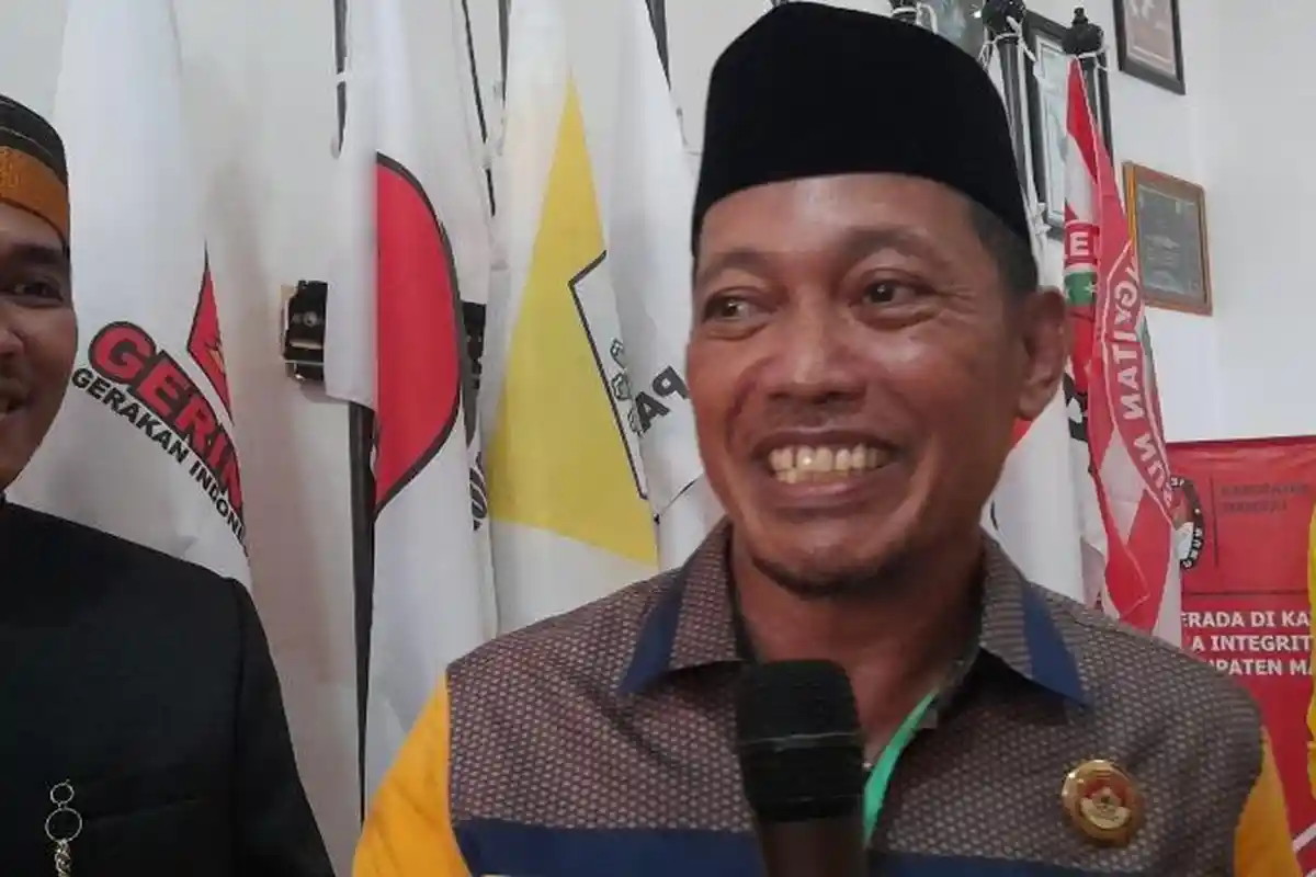 Sugianto Minta Pemprov Sulbar Bantu Intervensi Pengelolaan Air Bersih Hingga Sampah di Mamuju