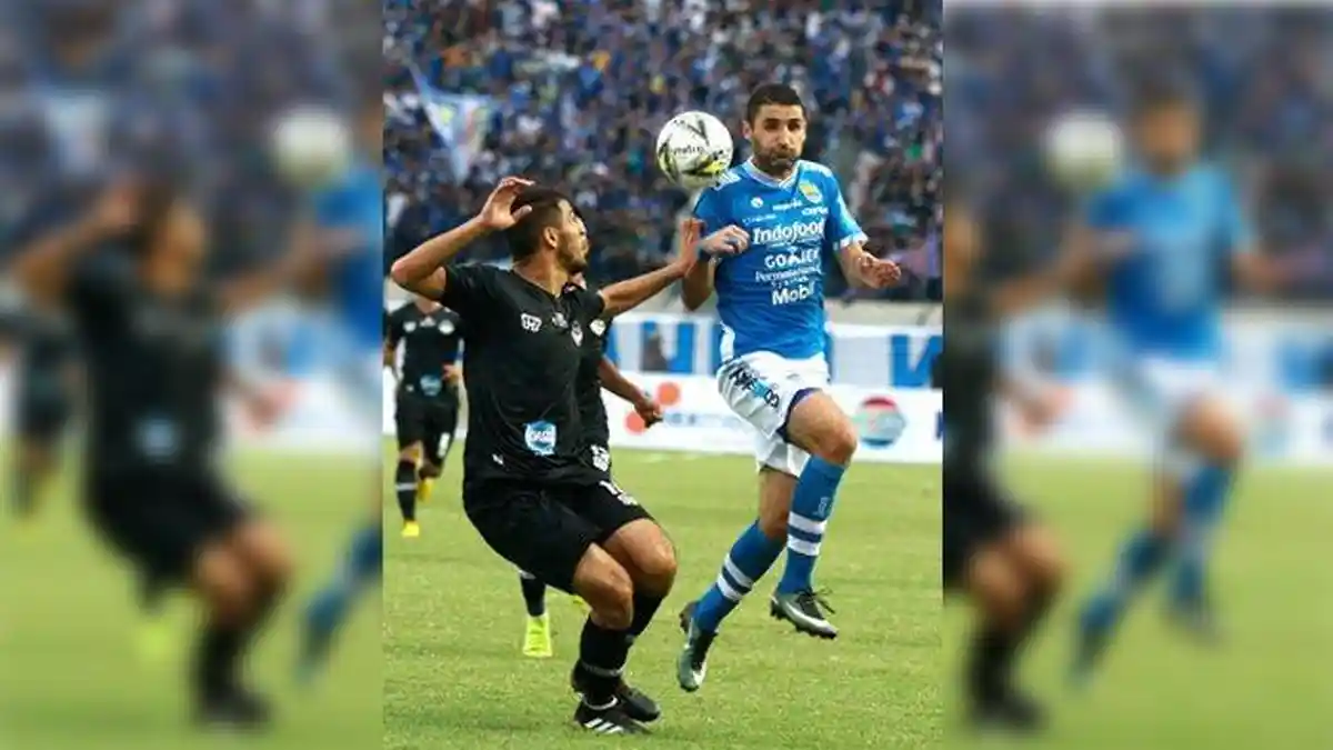 Teka-teki Pemain Asing Baru Persib Bandung Usai Didepaknya Srdan Lopicic