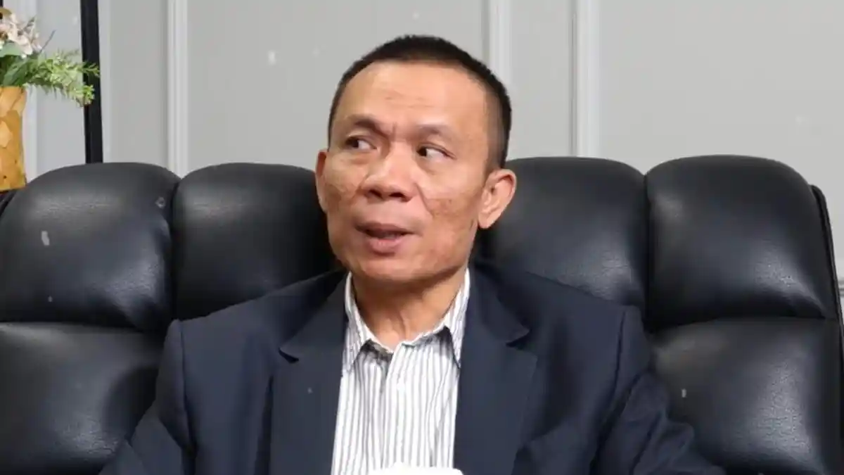 Rismon Sianipar Bungkam usai Dicatut dalam Isu Rp50 M untuk Ijazah ...