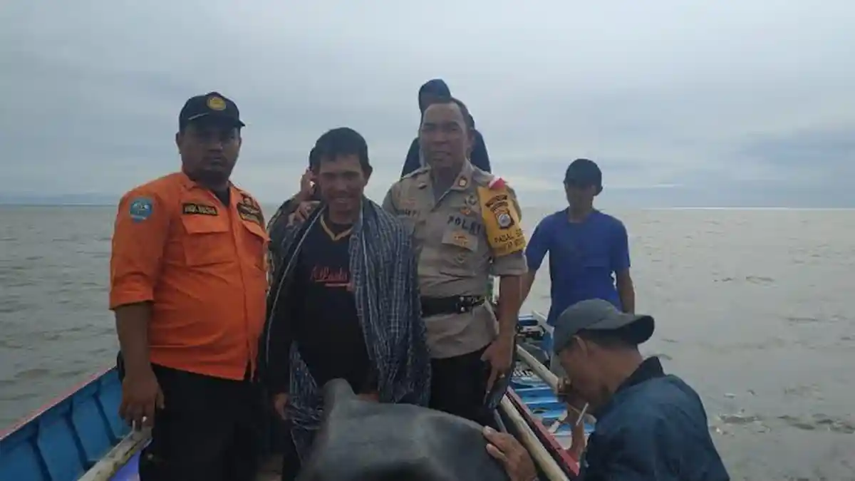 Sebelum Hilang, Perahu Nelayan Asal Sajoanging Wajo Dihantam Gelombang Tinggi