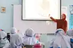 SDII Al Abidin Yogyakarta Gelar Cambridge Supporting Program, Hadirkan Dua Guru Tamu Internasional!