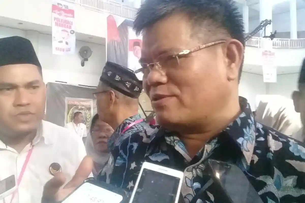 Rektor UNM Minta Pelamar CPNS Kemenristekdikti 2018 Bersabar