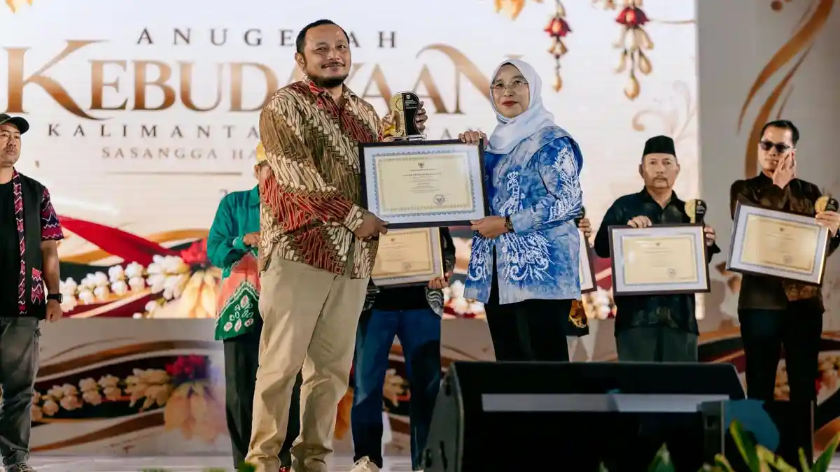 Masuk Musik Populer, Vokalis Primitive Monkey Noose Raih Anugerah ...
