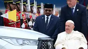 Paus-Fransiskus-Indo-Menag-Yaqut-2.jpg