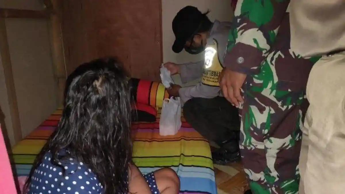 Petugas Temukan Empat Wanita Penghibur, Warung Remang-remang Sediakan Kamar Ukuran 2x2 Meter