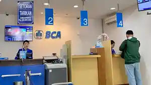 jadwal-libur-bank-BCA.jpg