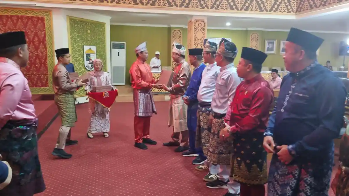 Pembahasan Dikebut Dua Hari, Ini Jadwal Pengesahan APBD-P 2025 di DPRD Pelalawan 