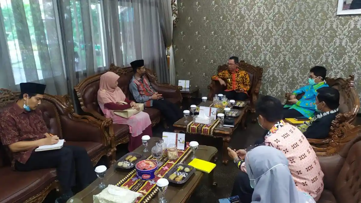 Abdul Hakim Pantau Kebijakan Fiskal Daerah Terkait Covid-19
