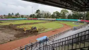 Bupati-stadion-candradimuka.jpg