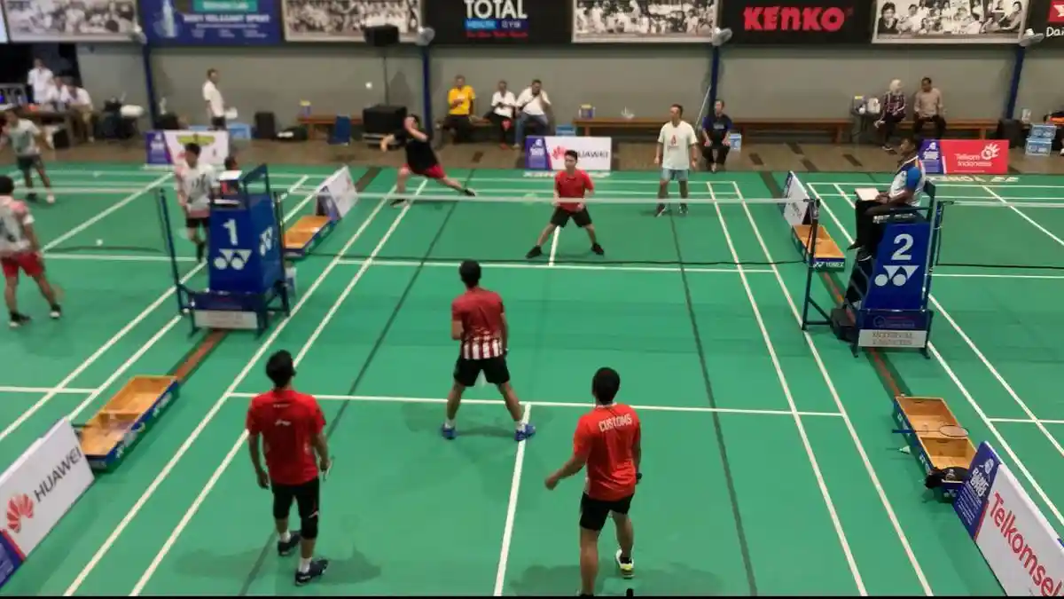 Resmi Diluncurkan, Komunitas BangBro Ingin Kenalkan Triple Badminton 