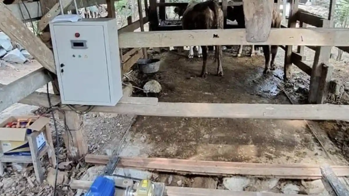 Mahasiswa UNY Ciptakan SmartCleaner, Alat Otomatis Pembersih Kandang Sapi