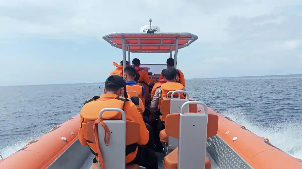Memasuki Hari ke 3 Tim SAR Lanjutkan Pencarian Nelayan yang Hilang di Perairan Pulau Nyamuk