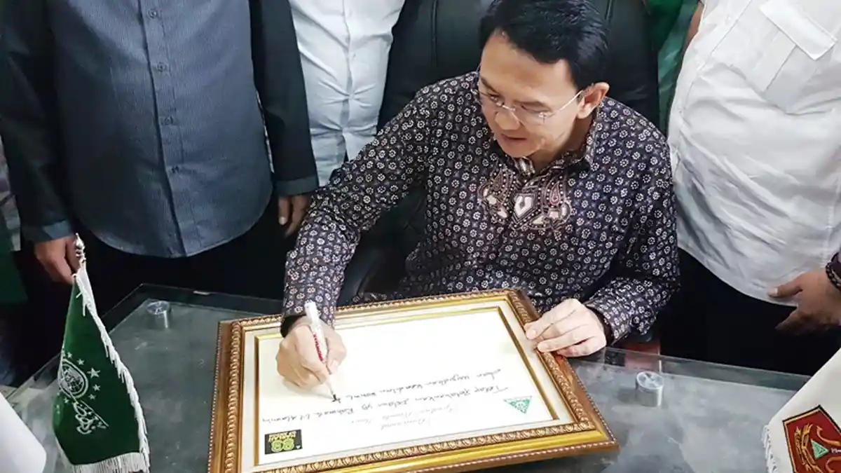 Ketua GP Ansor 'Ubah' Nama Ahok Jadi Basuki Nurul Qomar
