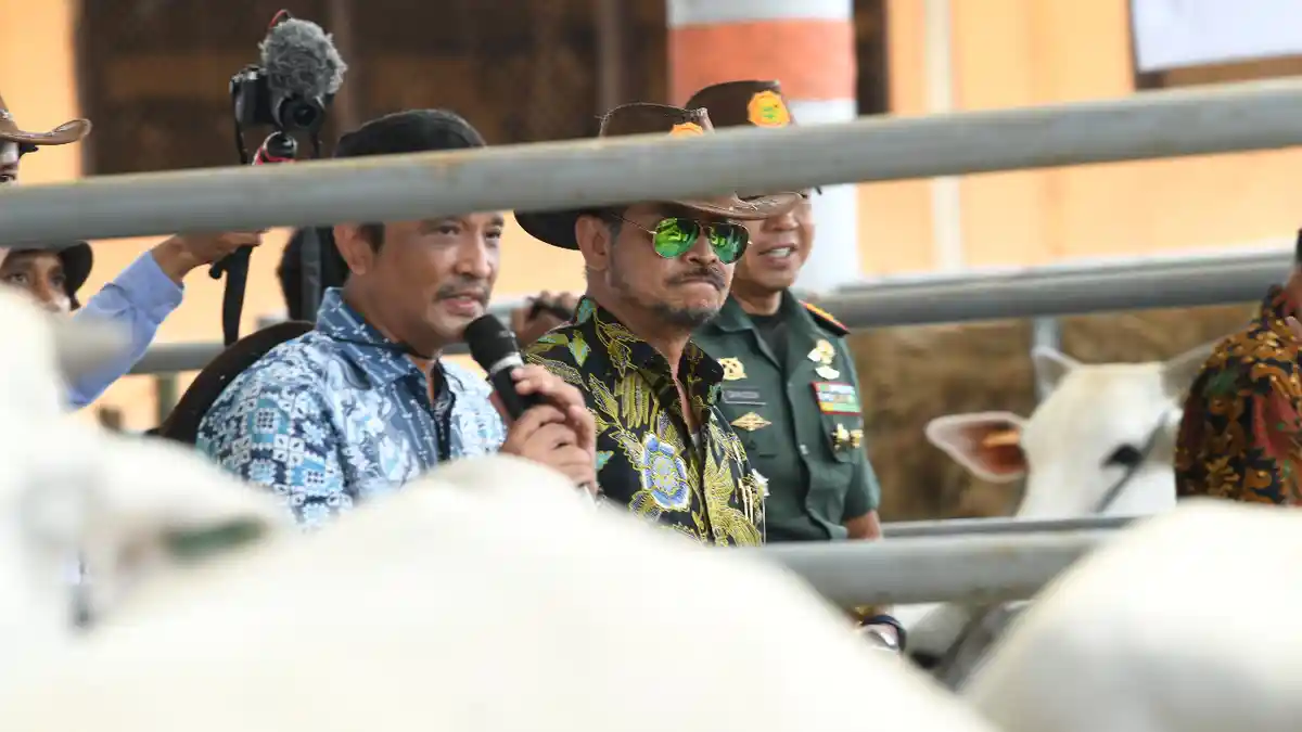 Menteri Pertanian Syahrul Yasin Limpo: Kabupaten Pasuruan Percontohan Produksi Sapi - syahrul-yasin-limpo-sebut-pasuruan-percontohan-produksi-sapi.jpg