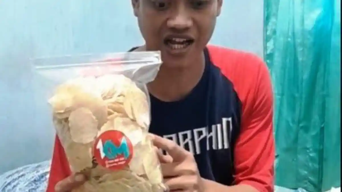 Kisah Mantan Kiper Terbaik Timnas Bertahan Hidup, Kini Jualan Emping, Idap Sakit Ini Sejak 2017