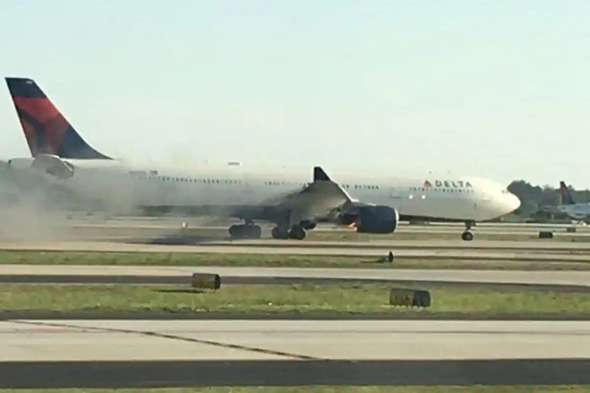 Pesawat Maskapai Delta Airlines Darat Darurat, Begini Kondisinya