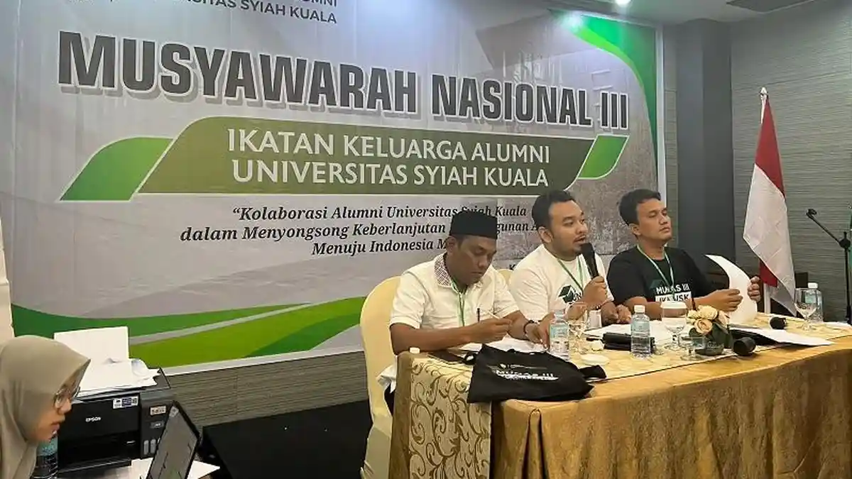 Presidium Sidang: Suasana Perdebatan Dalam Munas III IKA USK Sangat Demokratis