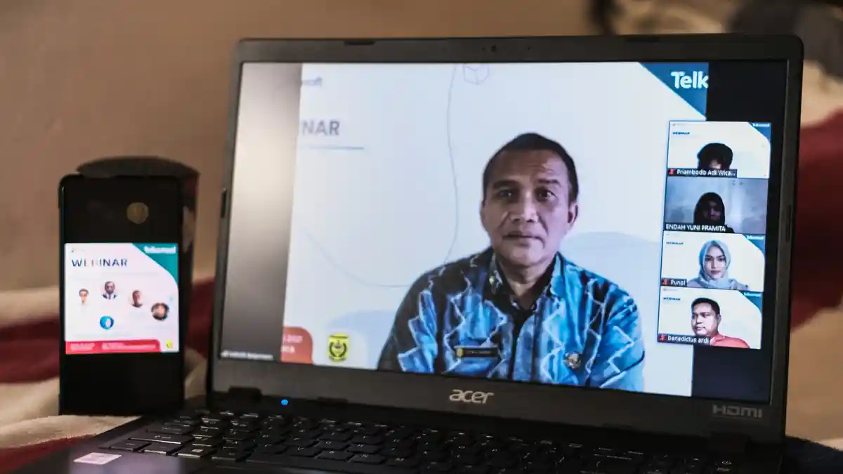 Telkomsel dan Microsoft 365 Hadir Bagi Guru di Banjarmasin dan Kota Lain di Kalimantan