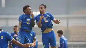 SADDIL-DAN-DION-latihan-persib.jpg