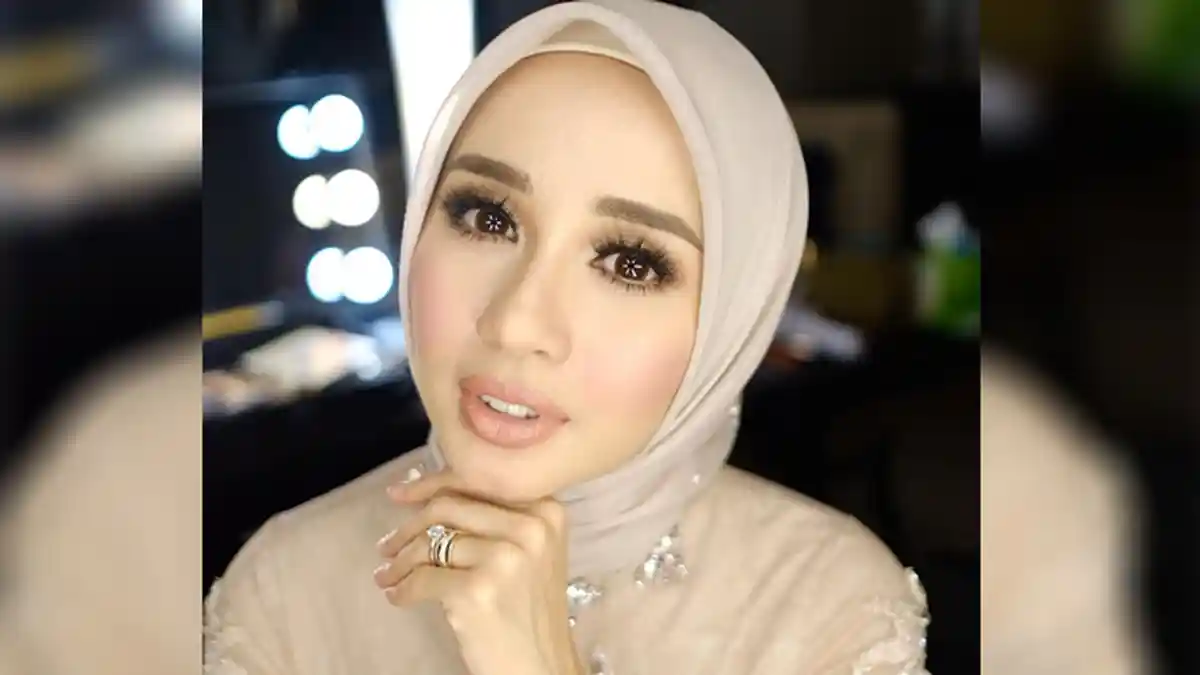 Laudya Cynthia Bella Tampil Cantik di Resepsi ke 2 Pernikahannya, Tapi Sayang. . .