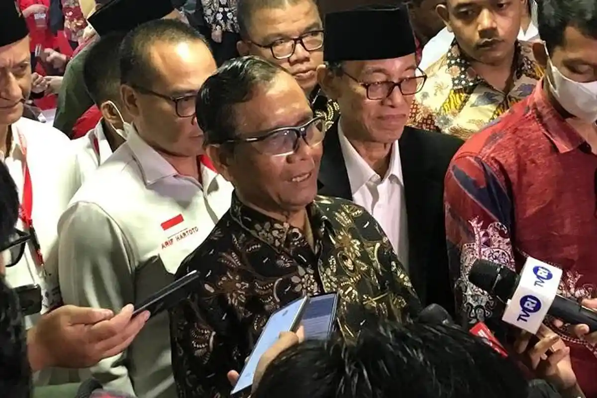 Hari Ini Rapat Transaksi Janggal Rp 349 Triliun, Mahfud MD Minta 3 Anggota Komisi III DPR Ini Hadir