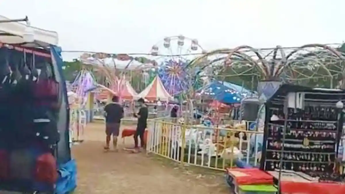 Jualan di Pasar Malam Rantepao, Pedagang dari Makassar Raup Cuan Hingga Rp 5 Juta