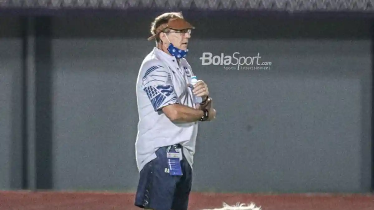 Punya Skuad Bertabur Bintang, Robert Rene Alberts Optimis Persib Bandung Bisa Juara Liga 1