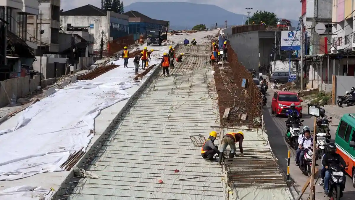 Farhan Minta Flyover Nurtanio Bandung Bisa Dibuka dan Digunakan Masyarakat Sebelum Nataru