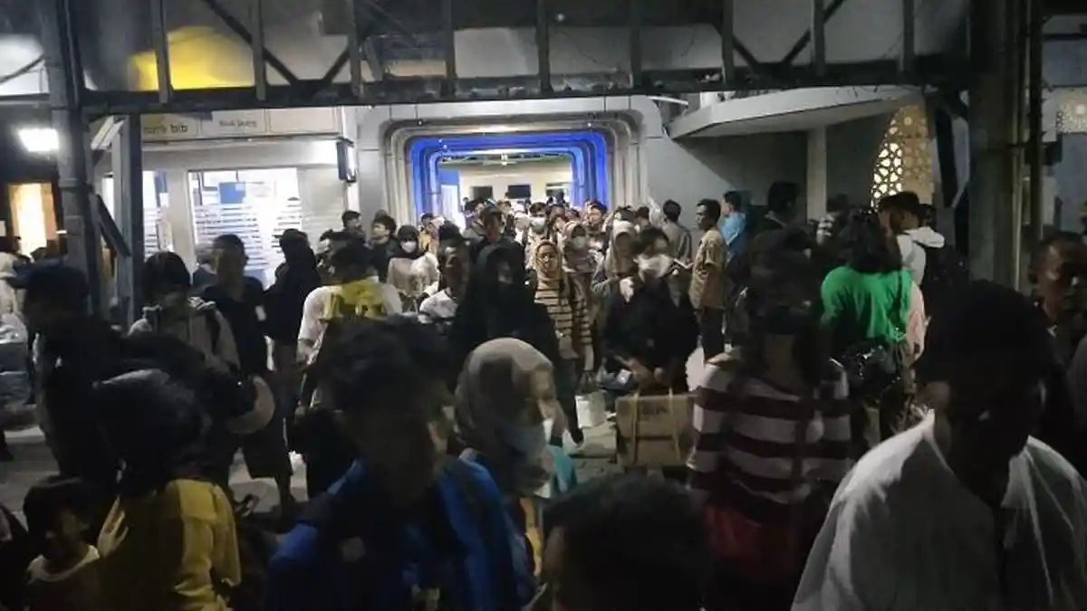 Jumlah Penumpang Kereta Api Selama Nataru di KAI Daop 4 Semarang Melampaui Target 11 Persen