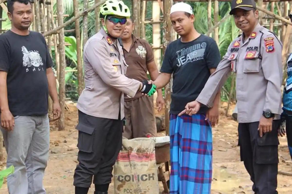 Kapolres Tapin AKBP Eko Hadi Prayitno Pantau Proyek PSN Bendungan di Desa Pipitak Jaya