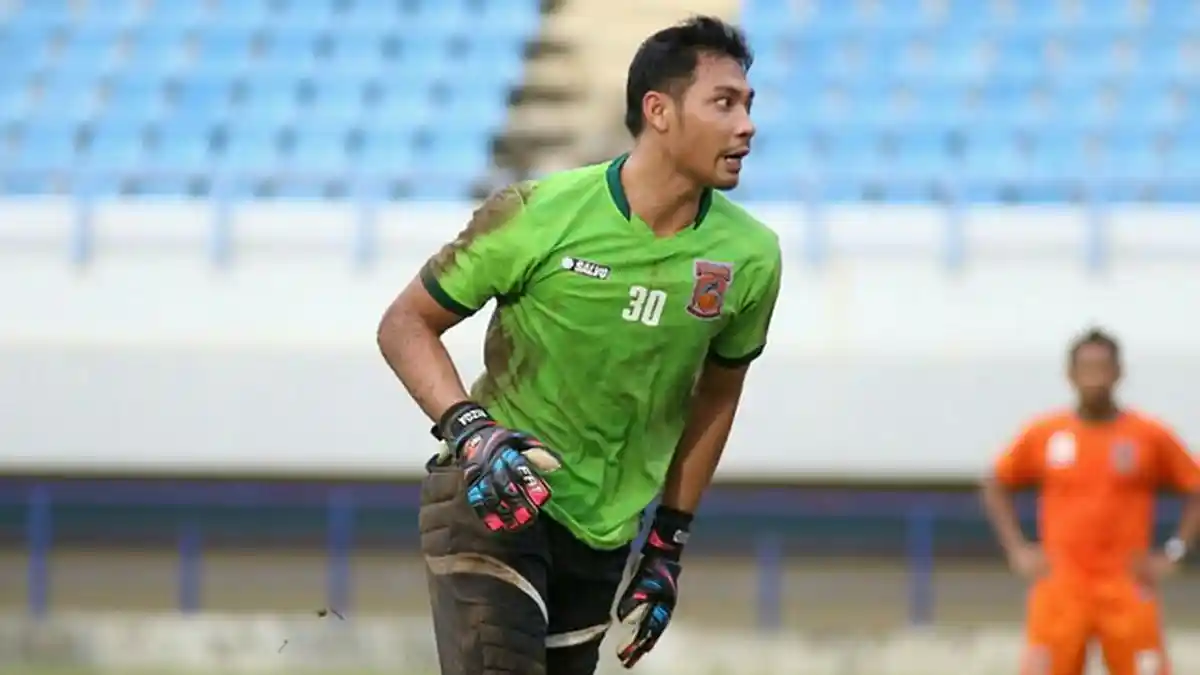 Tambah Amunisi, Eks Kiper PSM Makassar Merapat ke Segiri