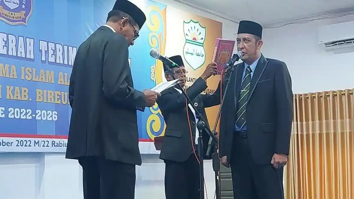 Dr Nazaruddin Dilantik Sebagai Rektor IAI Almuslim