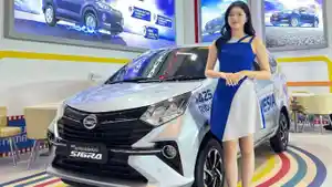 Daihatsu-Sigra-saat-dipamerkan-di-ajang-GIIAS-Surabaya-2025.jpg