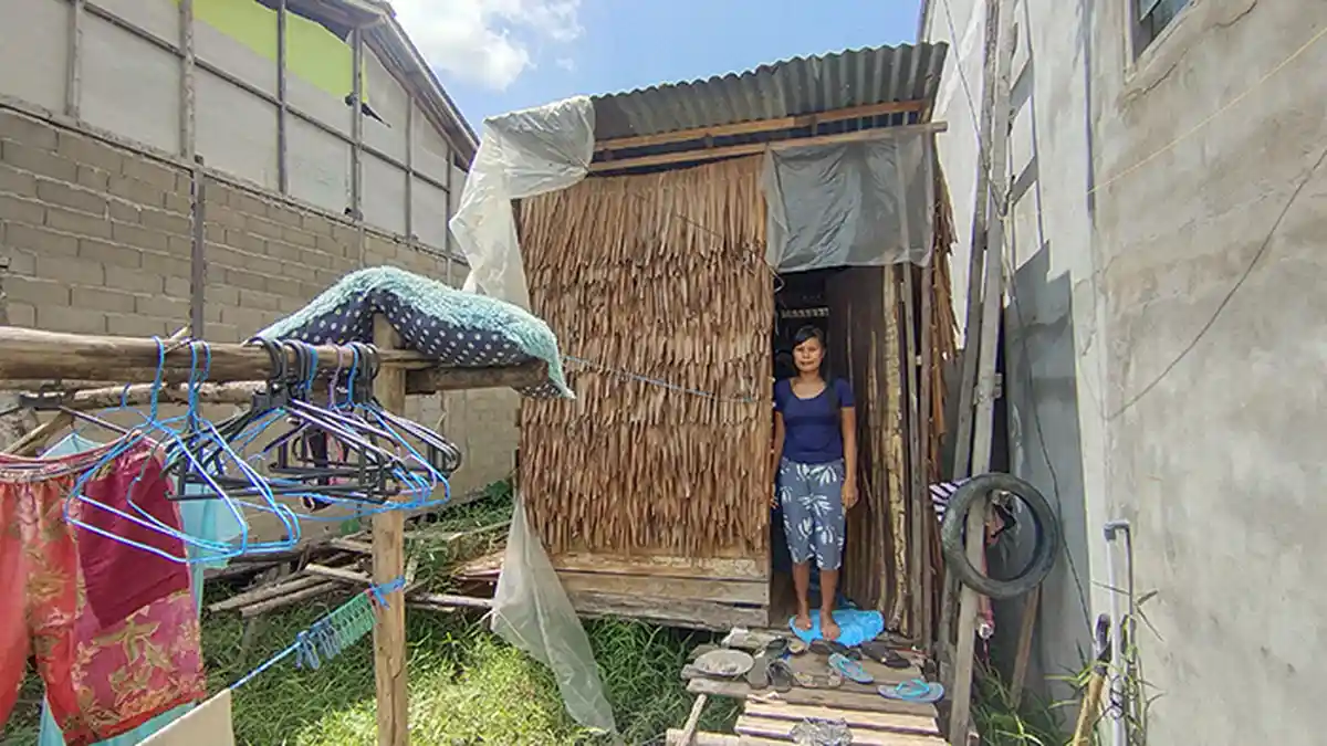 Kisah Keluarga di Kota Pontianak, Hidup di Rumah Gubuk Berdinding Daun
