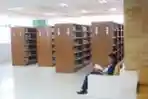 Suasana Perpustakaan Nasional Medan Merdeka Selatan