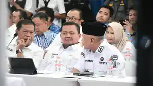 Bupati-Sumedang-Dony-Ahmad-Munir-saat-menghadiri-Rapat-Koordinasi-Penyelenggaraan-MBG.jpg