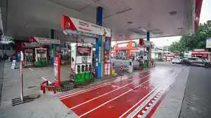 ILUSTRASI-SPBU-kenaikan-pertamax.jpg