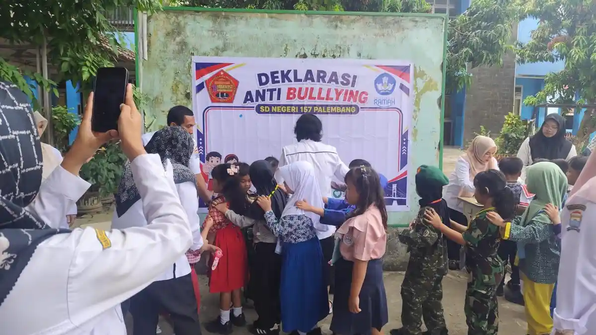 MPLS SD N 157 Palembang Resmi Ditutup, Siswa Guru dan Orang Tua Kompak Tolak Bullying - Sripoku.com