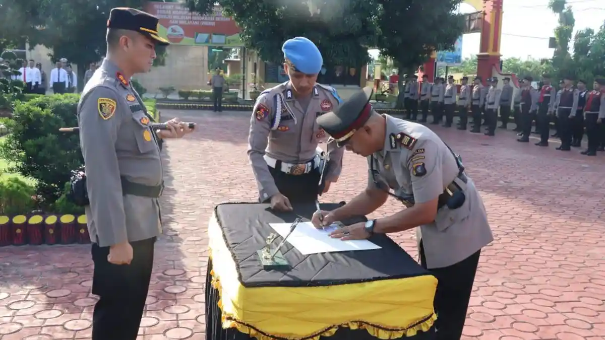 Kapolres Asahan Pimpin Sertijab dan Korp Raport Kenaikan Pangkat