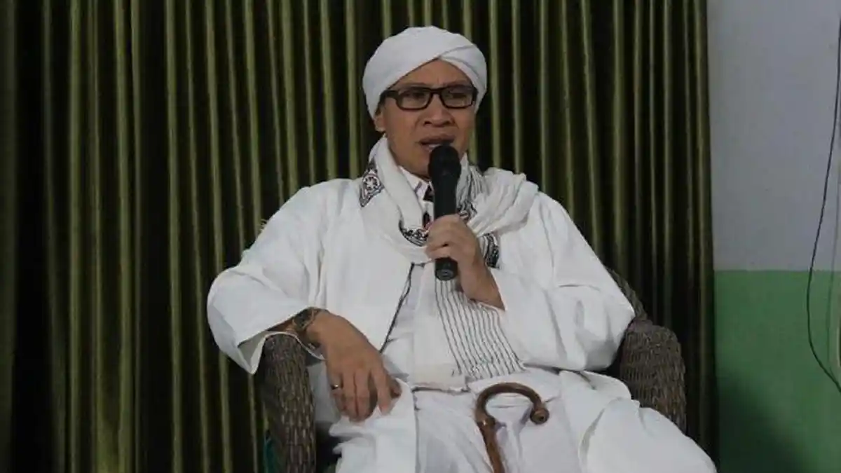 Hukum Bersetubuh pada Siang Hari Ramadan, Istri Wajib Menolak! Ini Penjelasan Buya Yahya