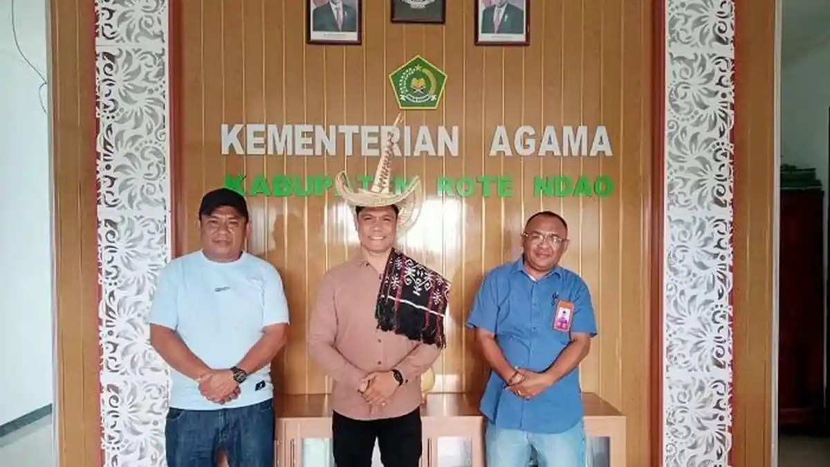 Ketua Tim Ortala dan KUB Kemenag NTT Lakukan Monev Implementasi PIKK di Kantor Agama Rote Ndao