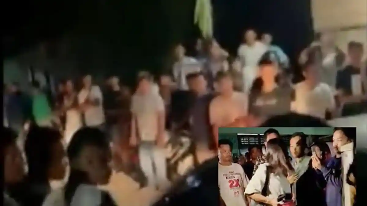 Sudah Bersuami Dua dan Selingkuh dengan Sejumlah Pria, Wanita Ini Diusir Warga di Malam Hari