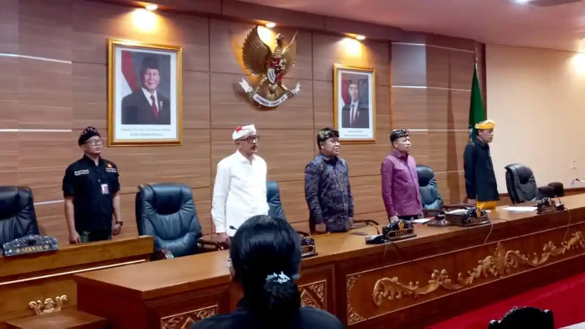 DPRD Bangli Sepakati LKPJ Bupati 2025, Dorong Digitalisasi Pajak