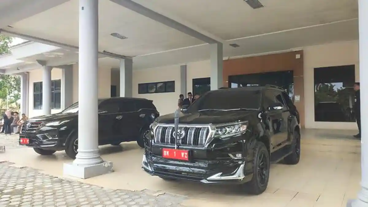 Bupati Belitung Pilih Land Cruiser Prado Milik Pribadinya Jadi Mobil ...