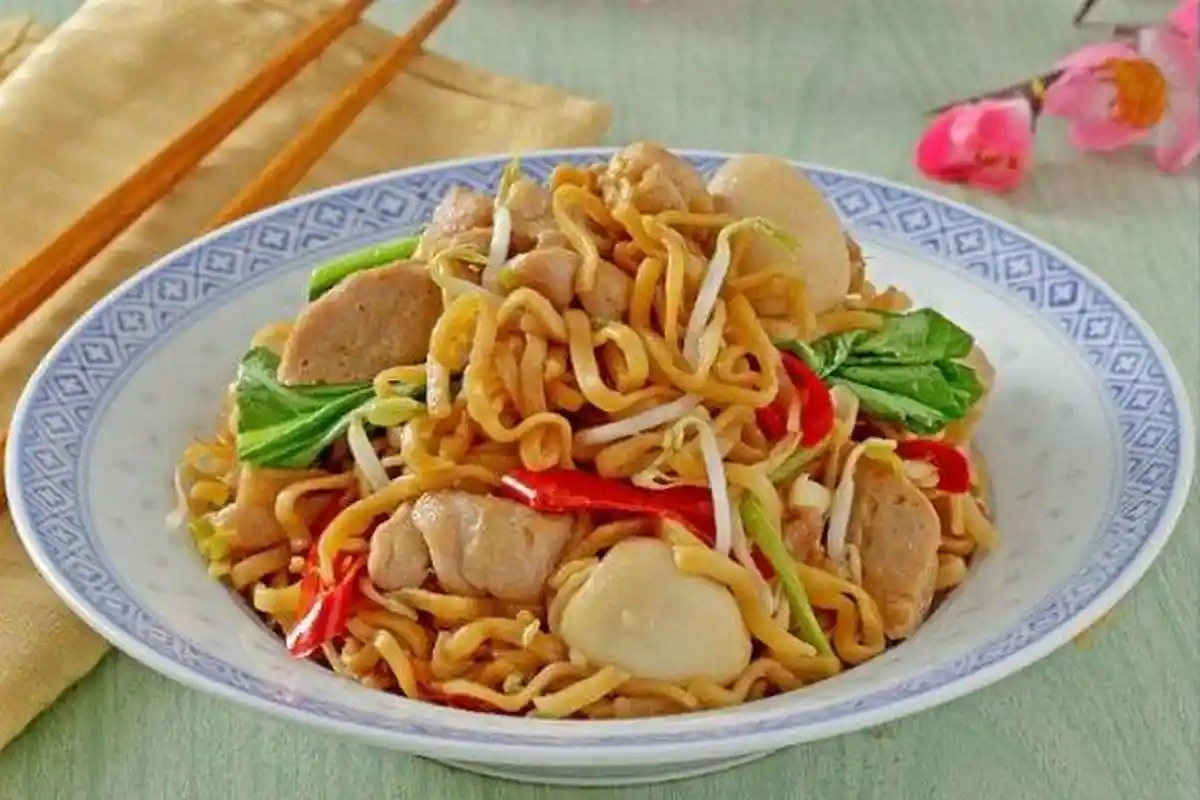 Resep dan Cara Membuat Mi Panjang Umur, Wajib Hadir di Meja Makan Saat Merayakan Imlek