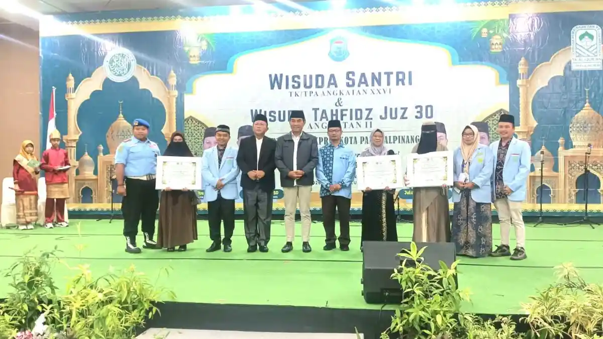 BKPRMI Wisuda 2.117 Santri TPA dan 72 Tahfiz